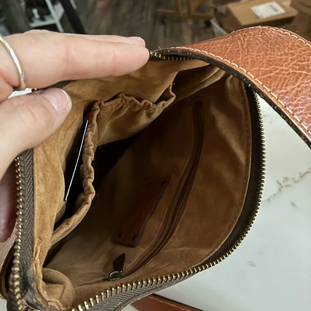 Patricia Nash tan crossbody bag